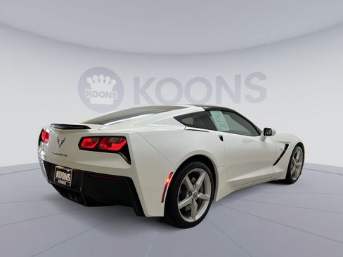 Used 2017 Chevrolet Corvette Stingray Coupe w/ 2LT Preferred Equipment Group image 5