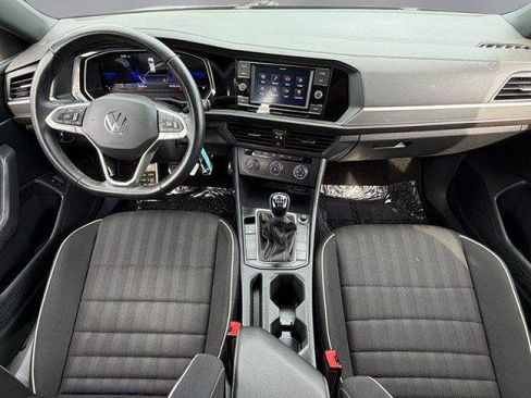 Used 2023 Volkswagen Jetta Sport FWD image 3