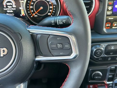 Certified 2023 Jeep Gladiator Rubicon image 52