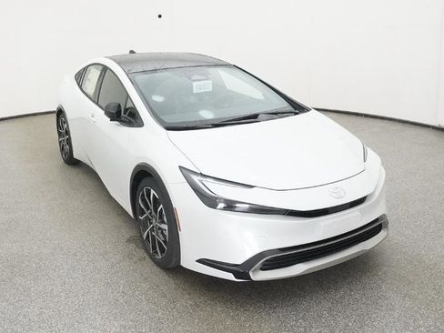 New 2026 Toyota Prius Plug-In Hybrid image 32