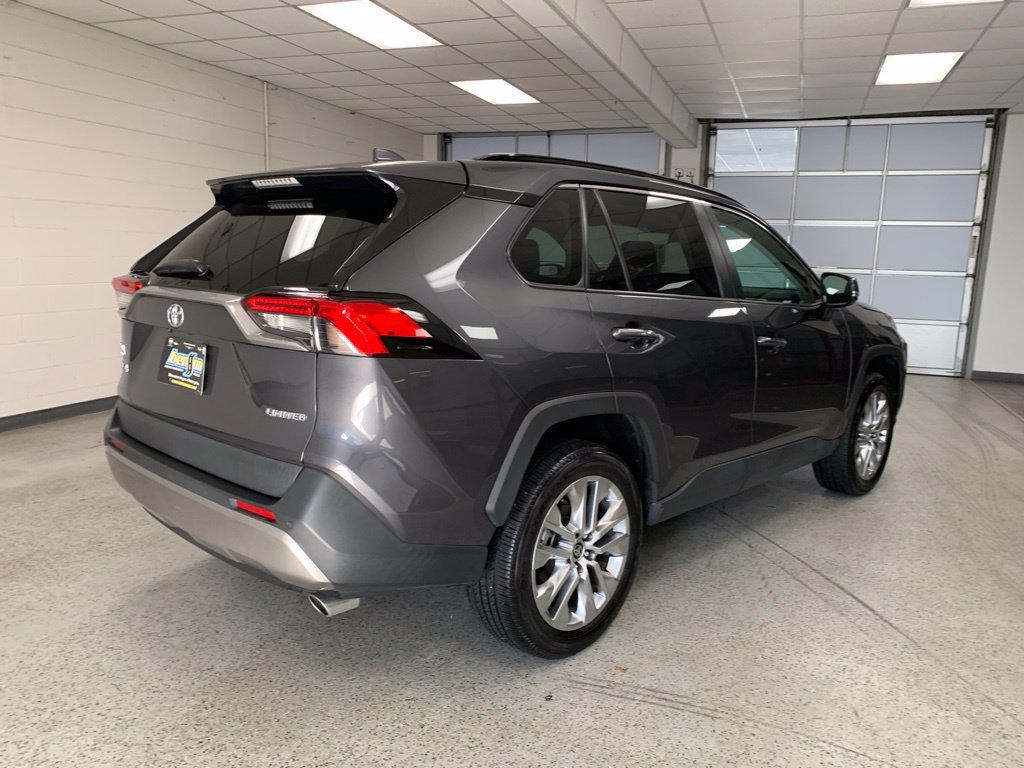 Used 2024 Toyota RAV4 Limited FWD image 6