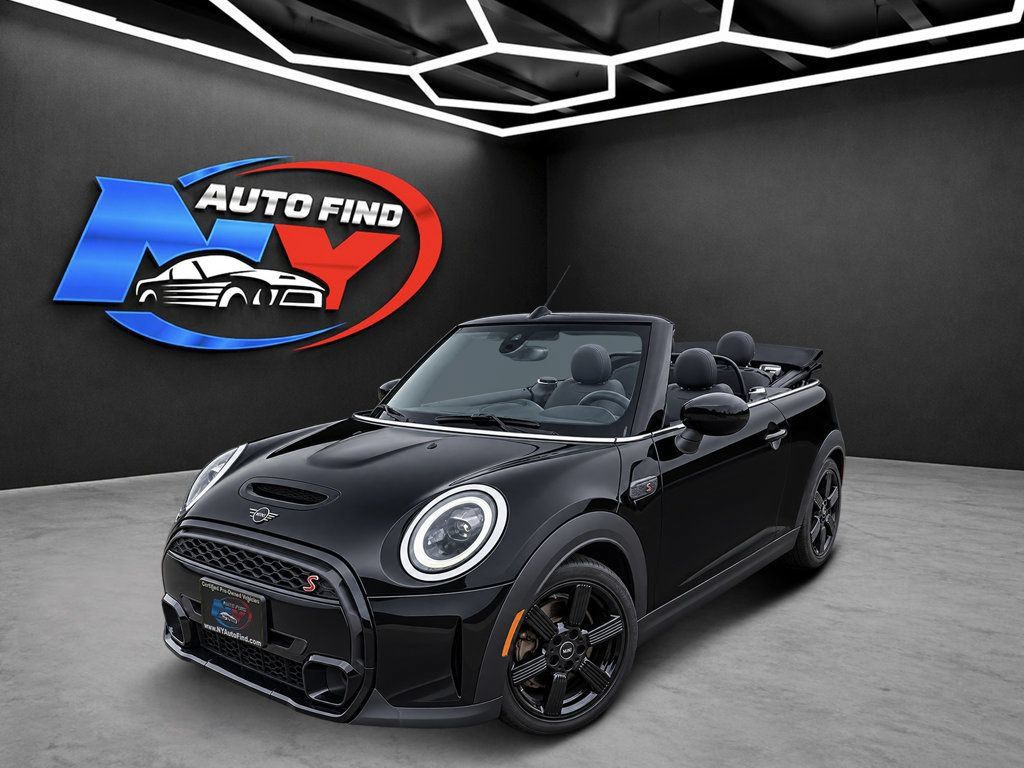 Used 2024 MINI Cooper S FWD image 1