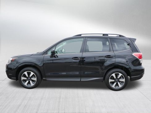 Used 2018 Subaru Forester 2.5i Limited AWD/4WD image 4