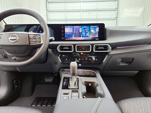 New 2026 Nissan Sentra SV w/ SV Convenience Package FWD image 26