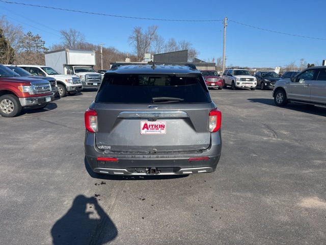 Used 2021 Ford Explorer XLT w/ Equipment Group 202A AWD/4WD image 5