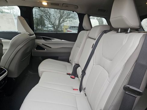 New 2026 INFINITI QX60 Luxe image 22