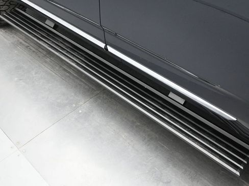 Used 2023 GMC Yukon Denali Ultimate image 34