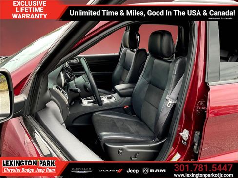 Used 2022 Jeep Grand Cherokee Laredo X AWD/4WD image 20