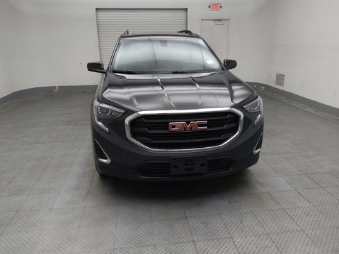 Used 2018 GMC Terrain SLE w/ Driver Convenience Package FWD image 14