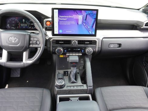 Used 2026 Toyota 4Runner TRD Off-Road Premium AWD/4WD image 30