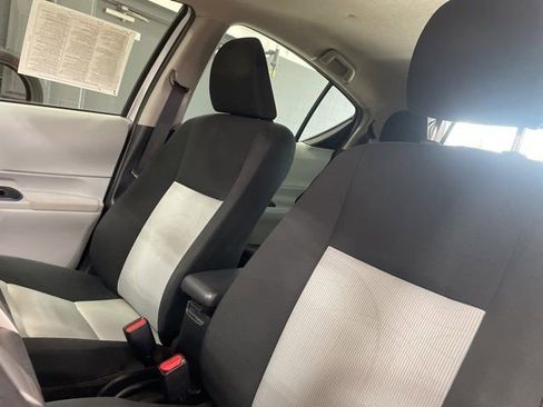 Used 2012 Toyota Prius C Two image 11