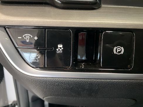 Used 2024 Kia Sportage X-Line w/ X-Line Premium Package AWD/4WD image 15