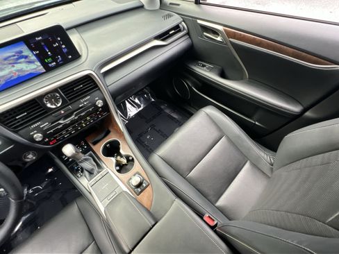 Used 2022 Lexus RX 350L Premium w/ Premium Package AWD/4WD image 14