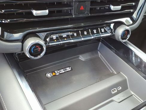 New 2026 Chevrolet Tahoe Premier AWD/4WD image 23