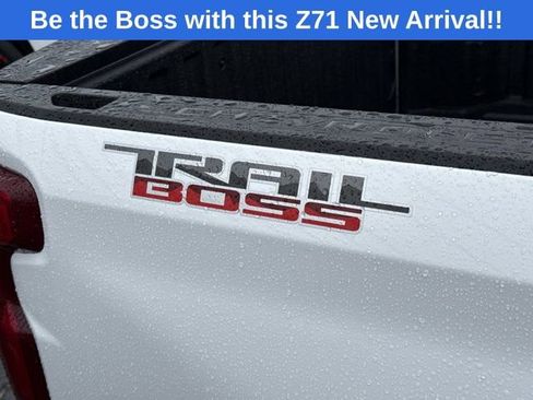 Used 2023 Chevrolet Silverado 1500 LT Trail Boss w/ Protection Package AWD/4WD image 7