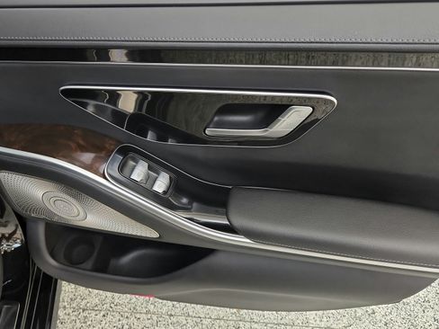 Used 2023 Mercedes-Benz S 500 4MATIC image 31