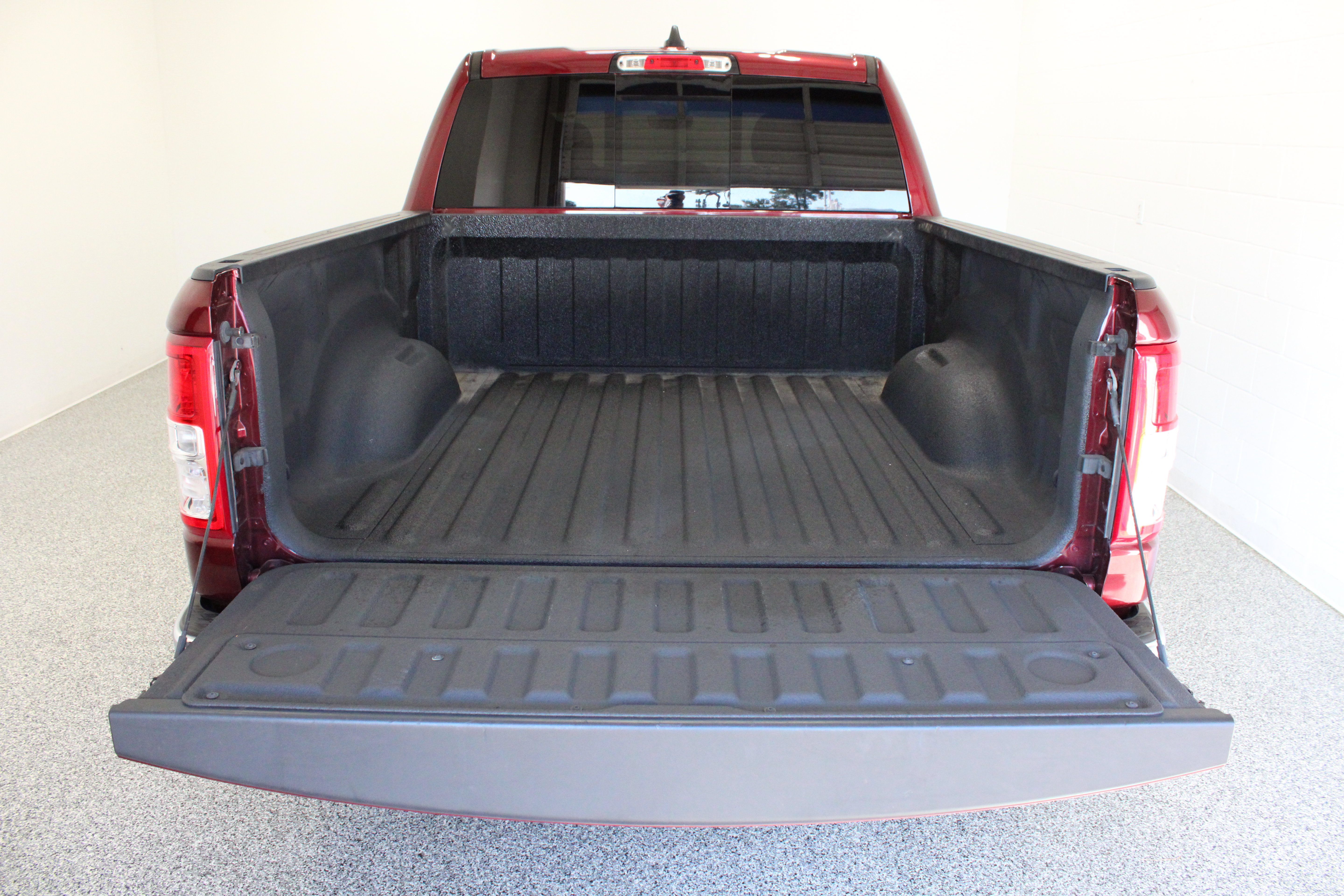 Used 2022 RAM 1500 Lone Star AWD/4WD image 9