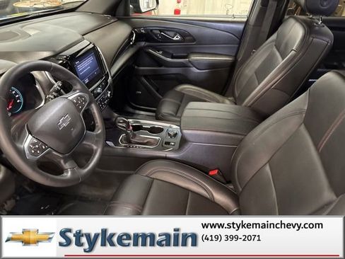Used 2022 Chevrolet Traverse RS image 29