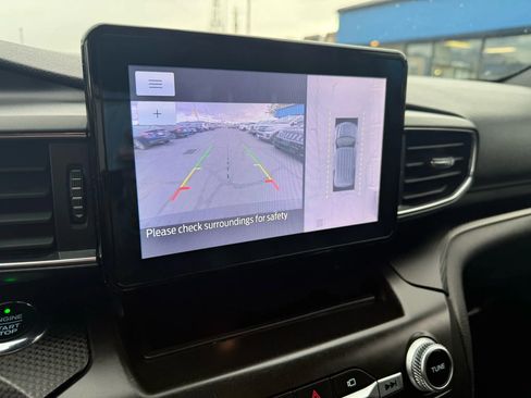Used 2020 Ford Explorer ST image 18