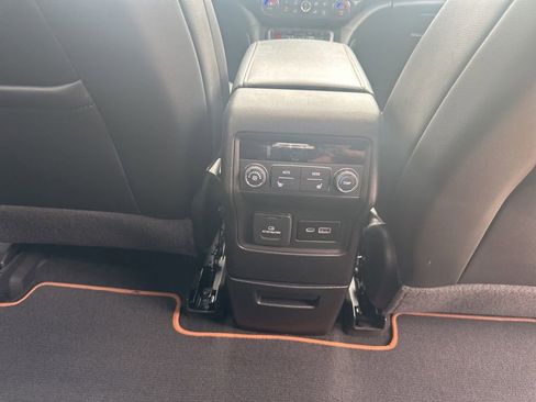 Used 2021 GMC Acadia AT4 w/ Technology Package AWD/4WD image 27