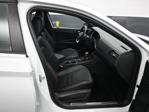 Used 2021 Volkswagen Jetta GLI Autobahn image 38
