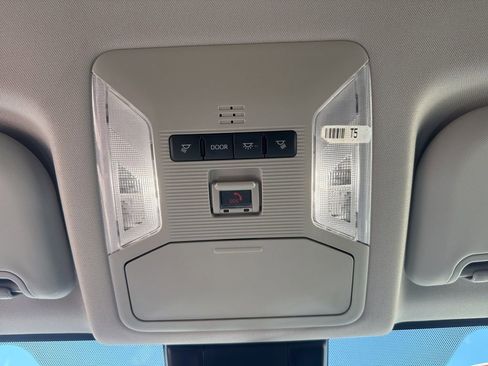 Used 2024 Toyota RAV4 LE image 23