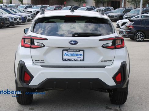 Used 2026 Subaru Crosstrek 2.0i Premium AWD/4WD image 5