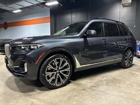 Used 2021 BMW X7 xDrive40i w/ Premium Package AWD/4WD image 1
