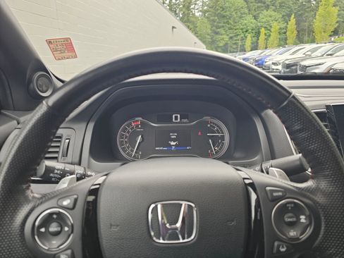 Used 2021 Honda Ridgeline Black Edition image 25