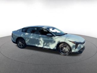 Used 2025 Kia K4 LXS video 2