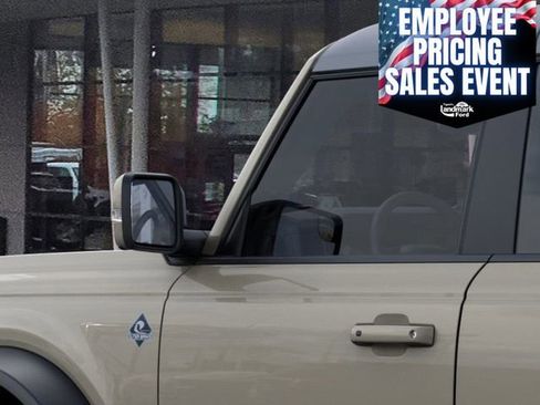 New 2025 Ford Bronco Outer Banks w/ Sasquatch Package AWD/4WD image 23