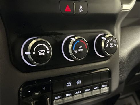 Used 2024 RAM 3500 SLT w/ Quick Order Package 2YG SLT image 14