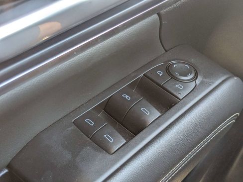 Used 2025 GMC Terrain Elevation AWD/4WD image 29