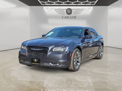 Used 2018 Chrysler 300 S