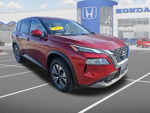 Used 2023 Nissan Rogue SV image 11