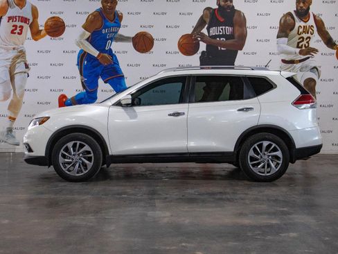 Used 2015 Nissan Rogue SL w/ SL Premium Package image 18