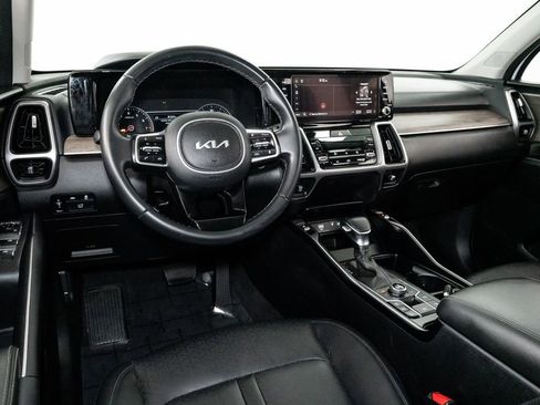 Certified 2023 Kia Sorento X-Line EX image 8