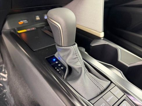 Certified 2026 Toyota Camry SE w/ Convenience Package FWD image 31