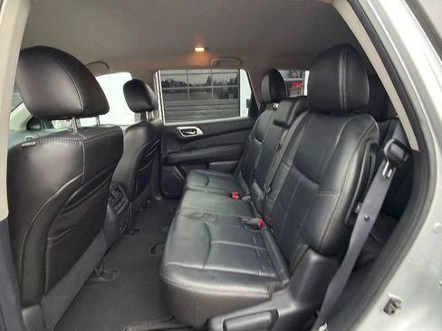 Used 2013 Nissan Pathfinder SL image 34