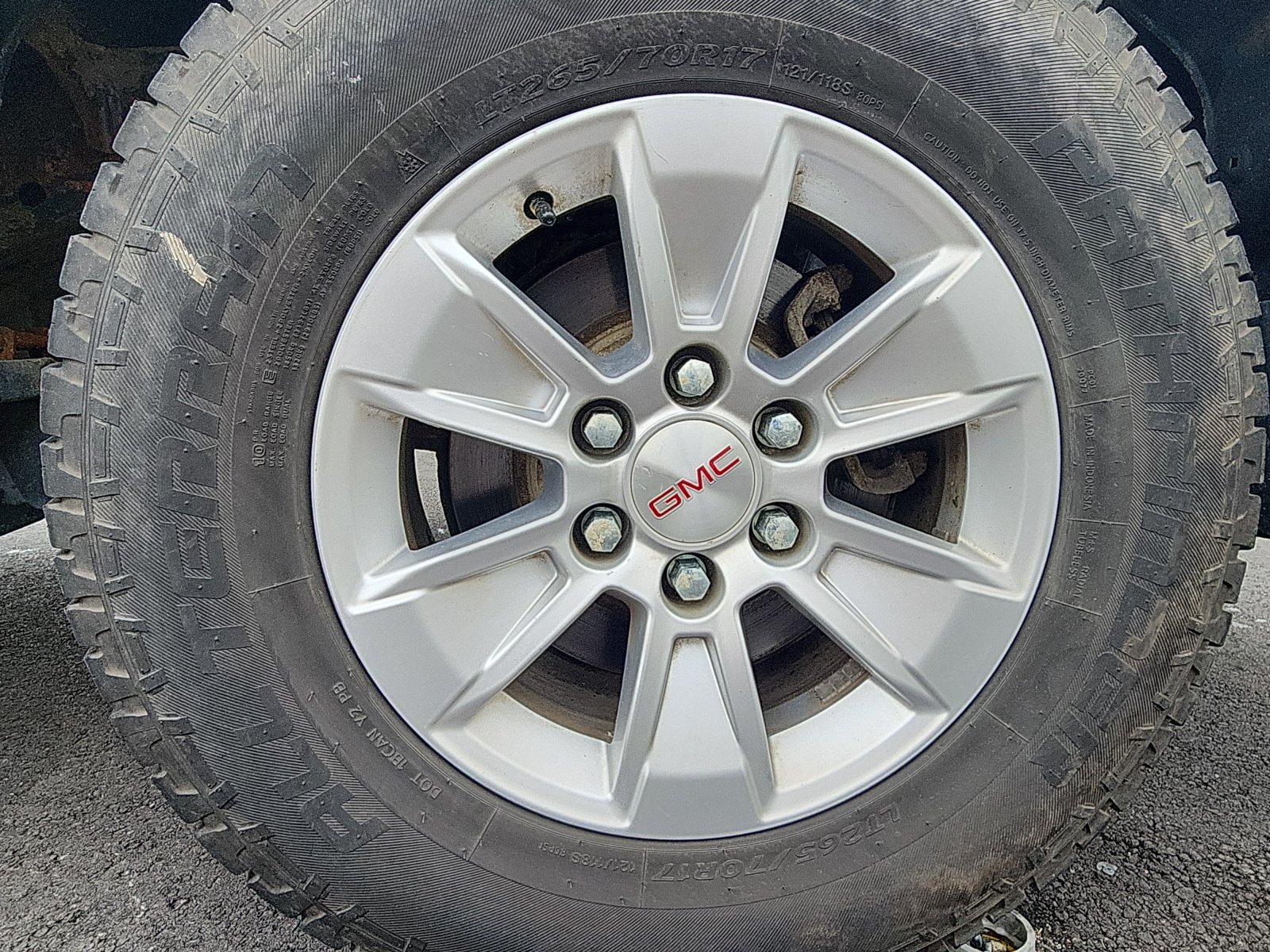 Used 2019 GMC Sierra 1500 4x4 Crew Cab w/ Convenience Package image 9