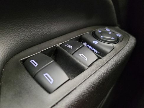 Used 2024 Chevrolet Equinox LT image 27