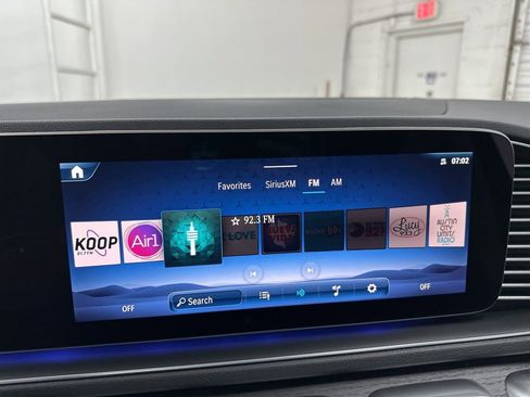 New 2026 Mercedes-Benz GLE 450e 4MATIC image 14