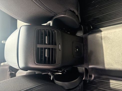 Used 2023 Ford Escape Active AWD/4WD image 52