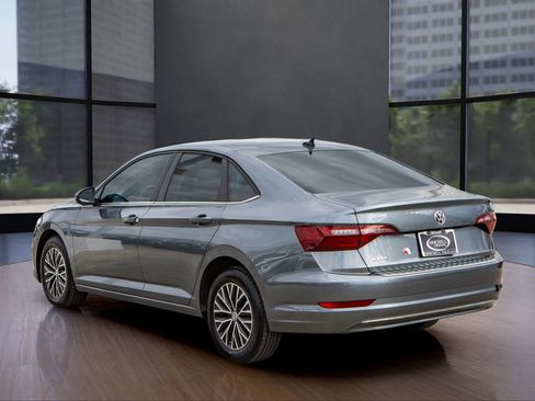 Used 2021 Volkswagen Jetta S image 4