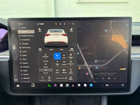 Used 2022 Tesla Model X AWD/4WD image 22