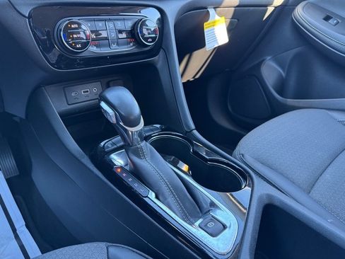 Used 2022 Buick Encore GX Select image 21