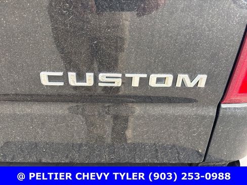 Used 2020 Chevrolet Silverado 1500 Custom w/ Custom Value Package image 10