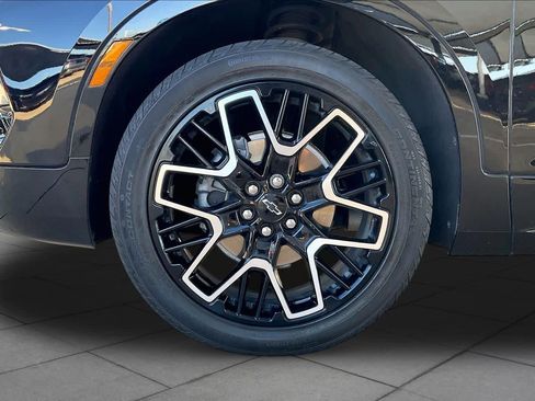 Used 2023 Chevrolet Blazer RS w/ Enhanced Convenience Package AWD/4WD image 10