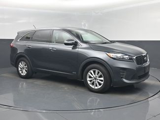 Used 2020 Kia Sorento LX video 1
