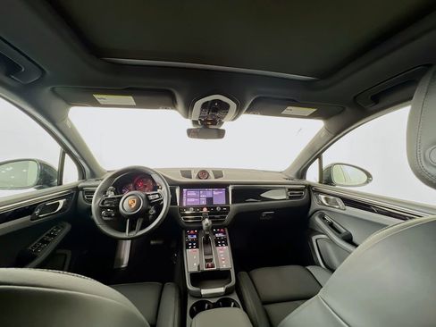 New 2026 Porsche Macan S image 35